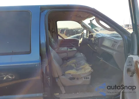 2004 Ford F-250 z USA, uszkodzony, nr VIN 1FTNW21L84EA76700